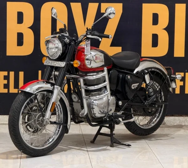 Royal Enfield Classic 350 Red Chrome Model 2022