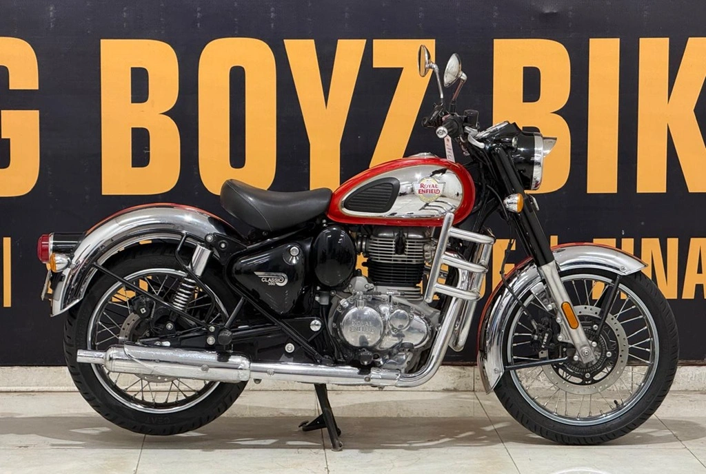 Royal Enfield Classic 350 Red Chrome Model 2022